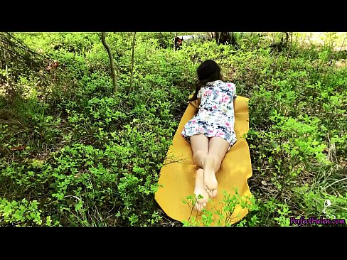 ❤️ Stranger on Tinder masturba a miña coña e fode apaixonadamente no bosque ☑ Vídeo anal na pornografía gl.virtsextor.ru ☑
