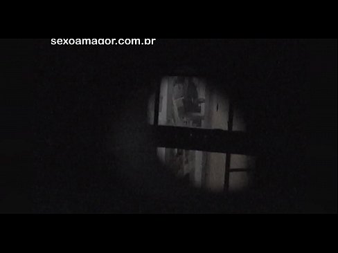 ❤️ Blondie é gravada en segredo por un voyeur do barrio escondido detrás de ladrillos ocos ☑ Vídeo anal na pornografía gl.virtsextor.ru ☑
