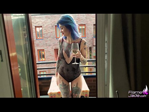❤️ Tremenda nena chupando dun trago e fodendo apaixonadamente baixo o ceo aberto ☑ Vídeo anal na pornografía gl.virtsextor.ru ☑